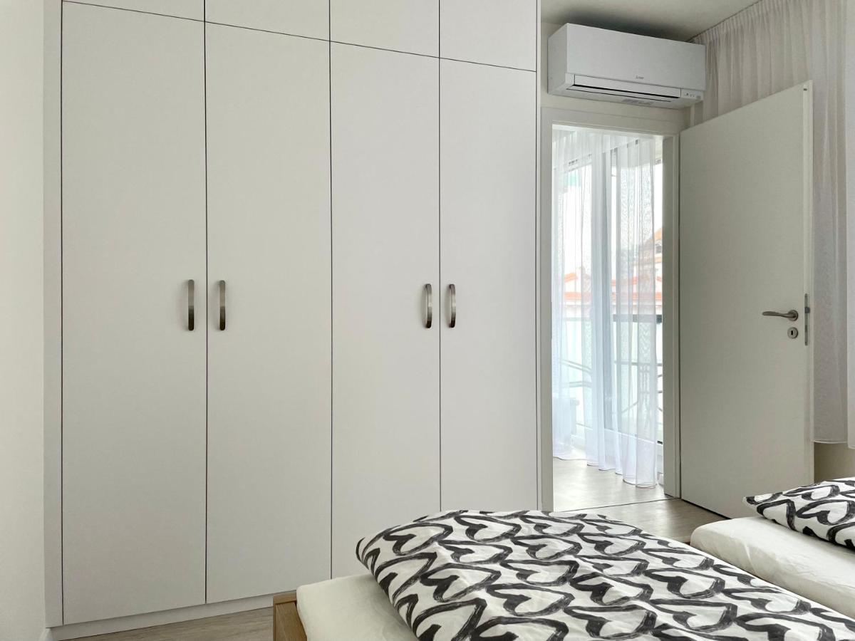 Central Stay Bratislava Exteriör bild